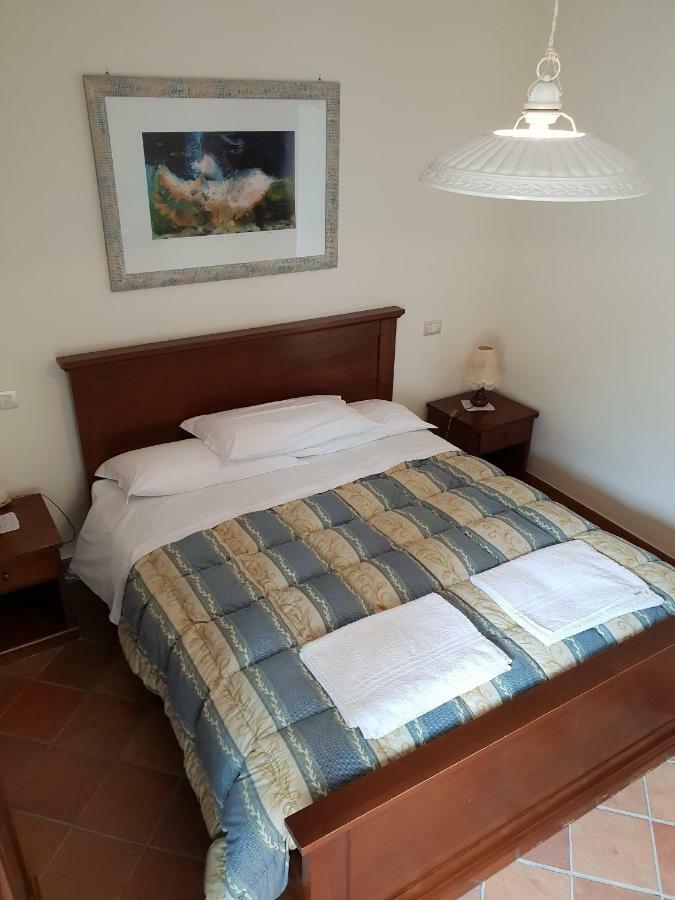 "La Grancia" Country House Guest House Treia Ngoại thất bức ảnh